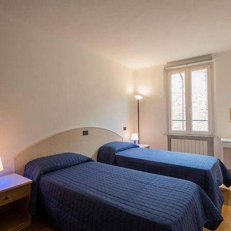 Astonish Cathedral View Apartment Siena Bagian luar foto