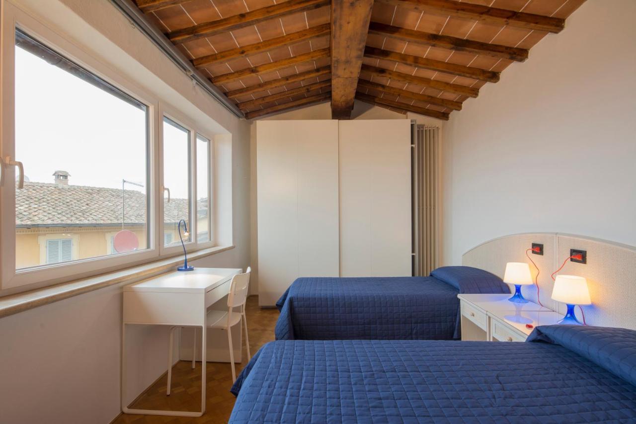 Astonish Cathedral View Apartment Siena Bagian luar foto