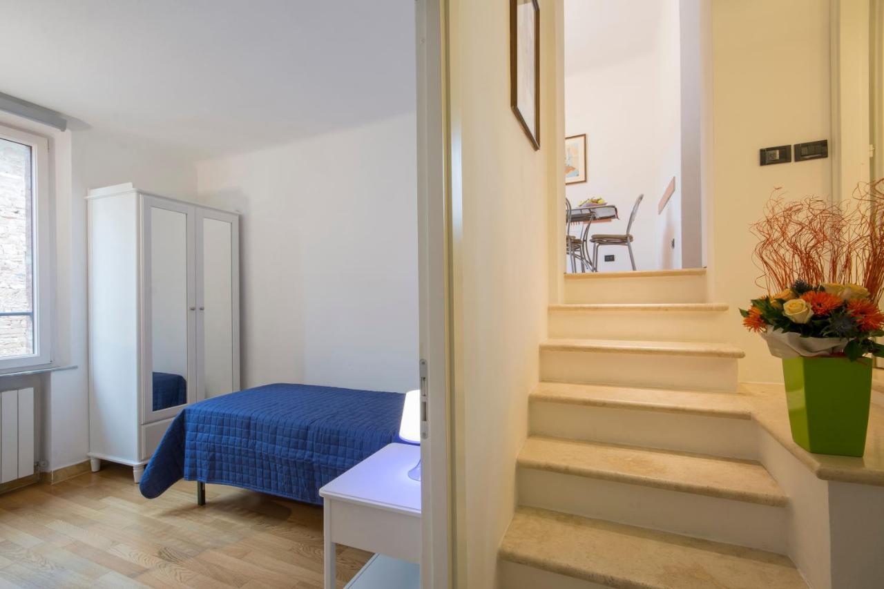 Astonish Cathedral View Apartment Siena Bagian luar foto